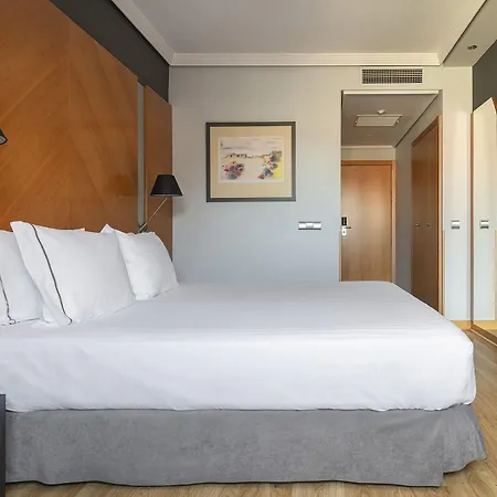 Dorma Juan De Austria فندق 4*