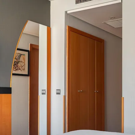 Dorma Juan De Austria فندق
