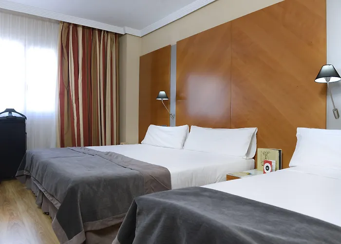 Silken Juan De Austria 4*